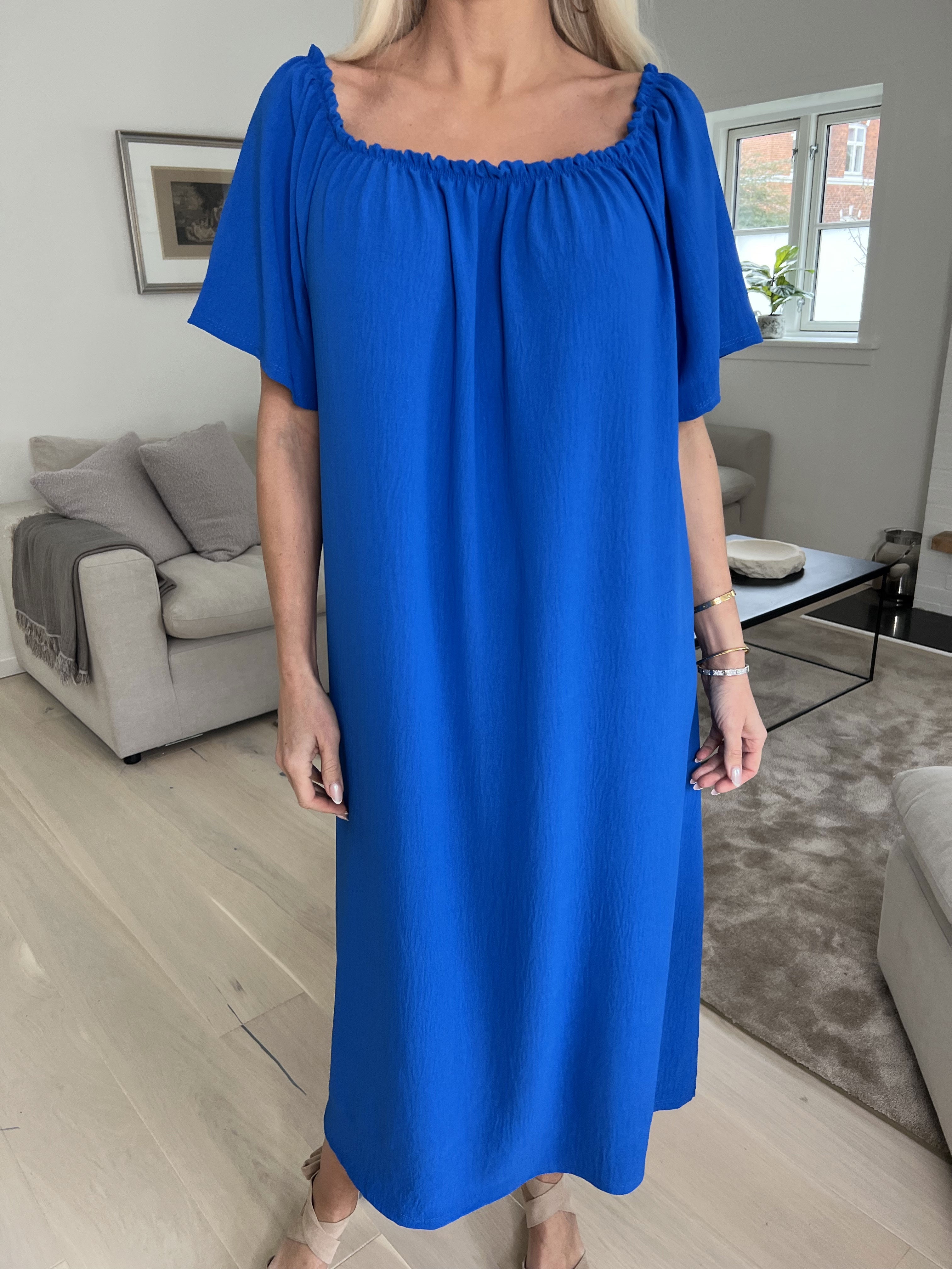 Taima - Lång enfärgad klänning med resår i nederkant